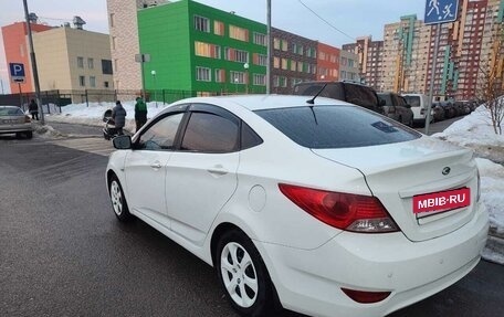 Hyundai Solaris II рестайлинг, 2013 год, 690 000 рублей, 2 фотография