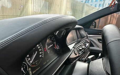 BMW 5 серия, 2011 год, 2 400 000 рублей, 23 фотография