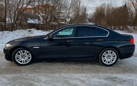 BMW 5 серия, 2011 год, 1 930 000 рублей, 4 фотография