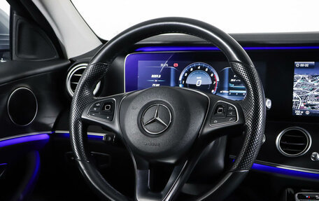 Mercedes-Benz E-Класс, 2016 год, 3 250 000 рублей, 17 фотография