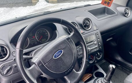 Ford Fiesta, 2005 год, 400 000 рублей, 8 фотография