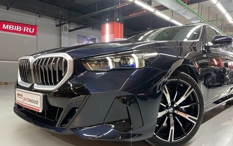 BMW 5 серия, 2023 год, 10 600 000 рублей, 38 фотография