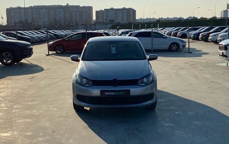 Volkswagen Polo VI (EU Market), 2011 год, 838 000 рублей, 2 фотография