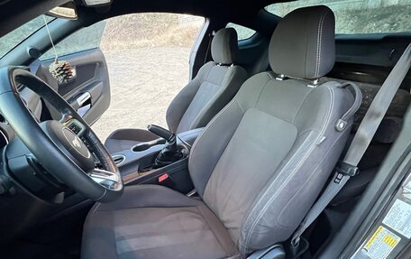 Ford Mustang VI рестайлинг, 2018 год, 2 550 000 рублей, 11 фотография