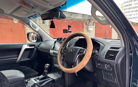Toyota Land Cruiser Prado 150 рестайлинг 2, 2018 год, 4 500 000 рублей, 8 фотография