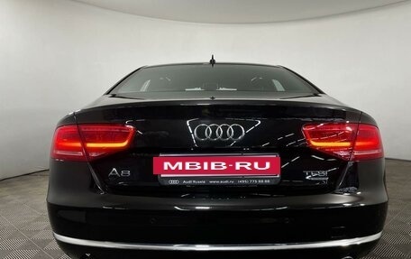 Audi A8, 2012 год, 2 950 000 рублей, 6 фотография