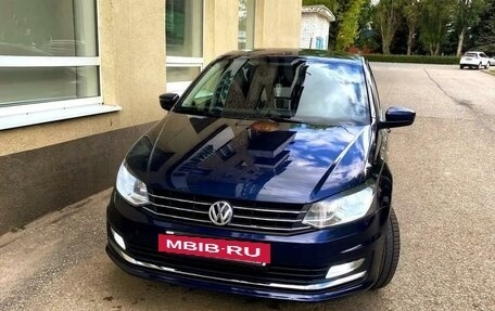 Volkswagen Polo VI (EU Market), 2017 год, 900 000 рублей, 5 фотография