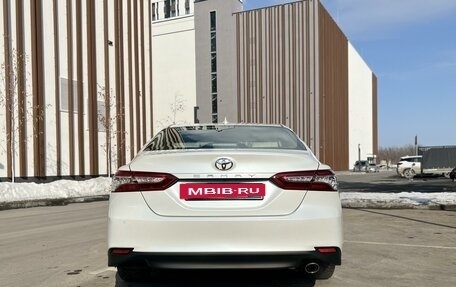 Toyota Camry, 2020 год, 3 600 000 рублей, 15 фотография
