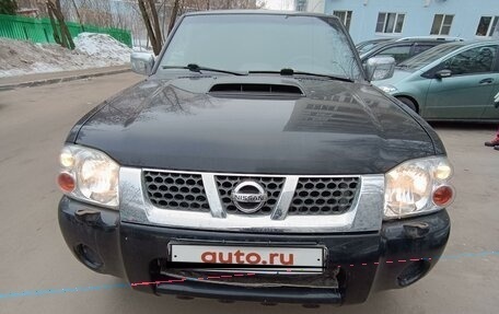Nissan NP300, 2012 год, 1 260 000 рублей, 3 фотография