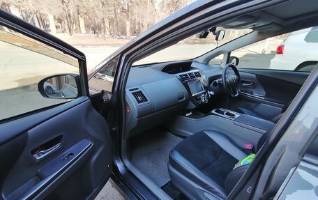 Toyota Prius Alpha I (ZVW40/41), 2013 год, 1 485 000 рублей, 14 фотография