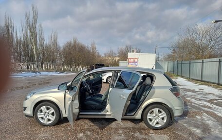 Opel Astra H, 2011 год, 700 000 рублей, 14 фотография