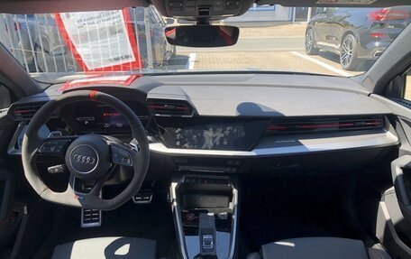 Audi RS 3, 2024 год, 6 000 000 рублей, 8 фотография