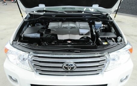 Toyota Land Cruiser 200, 2013 год, 4 950 000 рублей, 4 фотография