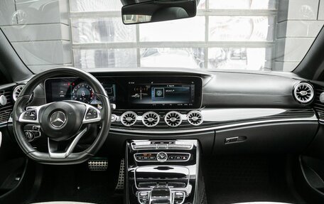Mercedes-Benz E-Класс, 2018 год, 5 490 000 рублей, 6 фотография
