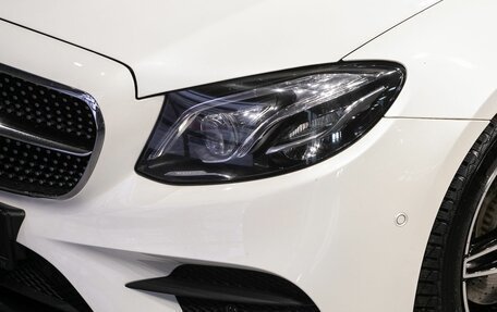 Mercedes-Benz E-Класс, 2018 год, 5 490 000 рублей, 29 фотография