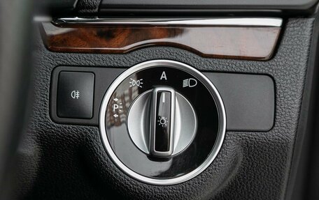 Mercedes-Benz E-Класс, 2011 год, 1 650 000 рублей, 21 фотография
