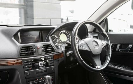 Mercedes-Benz E-Класс, 2011 год, 1 650 000 рублей, 23 фотография