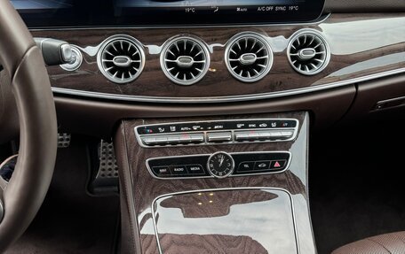 Mercedes-Benz CLS, 2019 год, 6 900 000 рублей, 9 фотография