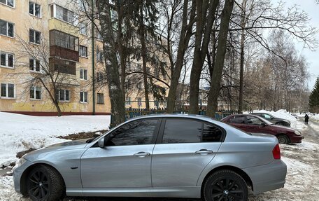 BMW 3 серия, 2009 год, 1 100 000 рублей, 2 фотография