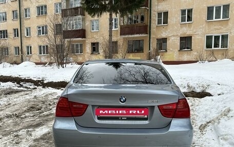 BMW 3 серия, 2009 год, 1 100 000 рублей, 3 фотография