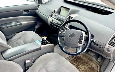 Toyota Prius, 2006 год, 890 000 рублей, 16 фотография