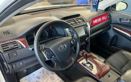 Toyota Camry, 2014 год, 2 349 999 рублей, 10 фотография
