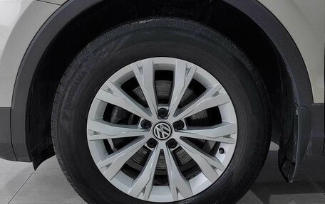 Volkswagen Tiguan II, 2019 год, 1 816 000 рублей, 15 фотография