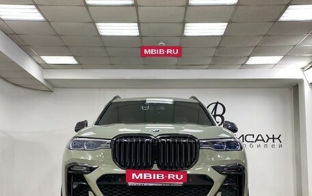 BMW X7, 2021 год, 13 000 000 рублей, 2 фотография