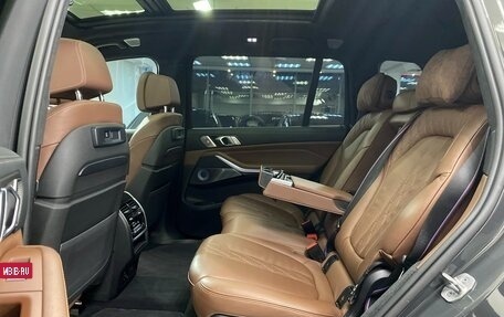 BMW X7, 2021 год, 13 000 000 рублей, 28 фотография