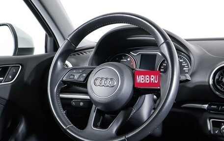 Audi A3, 2017 год, 2 428 000 рублей, 17 фотография