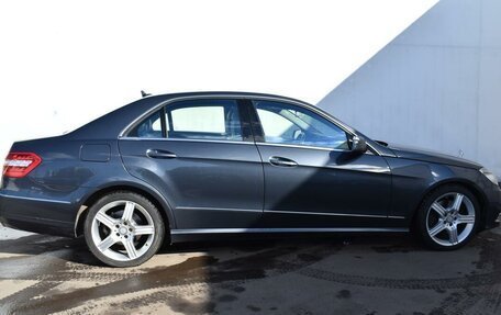 Mercedes-Benz E-Класс, 2012 год, 2 022 000 рублей, 4 фотография