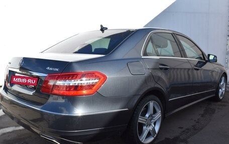 Mercedes-Benz E-Класс, 2012 год, 2 022 000 рублей, 5 фотография