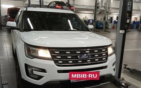 Ford Explorer VI, 2016 год, 2 750 000 рублей, 2 фотография