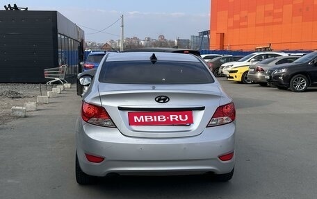 Hyundai Solaris II рестайлинг, 2011 год, 995 000 рублей, 5 фотография