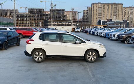 Peugeot 2008 II, 2014 год, 999 000 рублей, 4 фотография