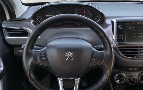 Peugeot 2008 II, 2014 год, 999 000 рублей, 12 фотография