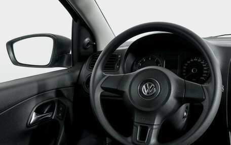 Volkswagen Polo VI (EU Market), 2012 год, 950 000 рублей, 14 фотография