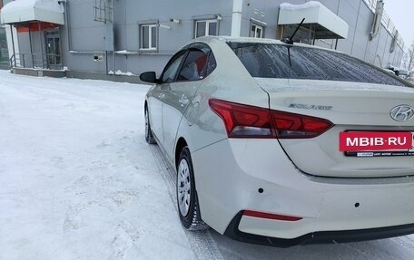 Hyundai Solaris II рестайлинг, 2018 год, 1 240 000 рублей, 6 фотография