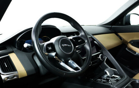 Jaguar E-Pace, 2022 год, 5 350 000 рублей, 13 фотография