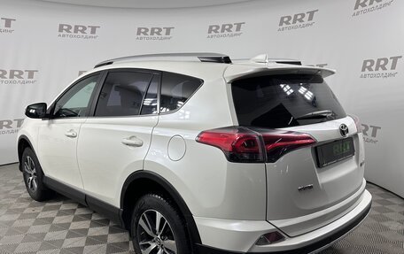 Toyota RAV4, 2017 год, 2 499 000 рублей, 3 фотография
