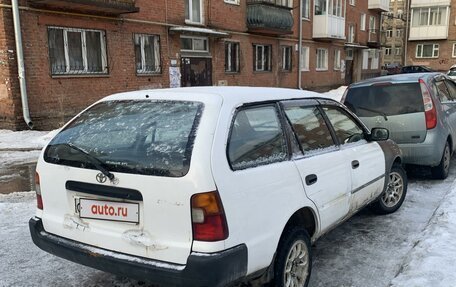 Toyota Corolla, 2001 год, 250 000 рублей, 4 фотография