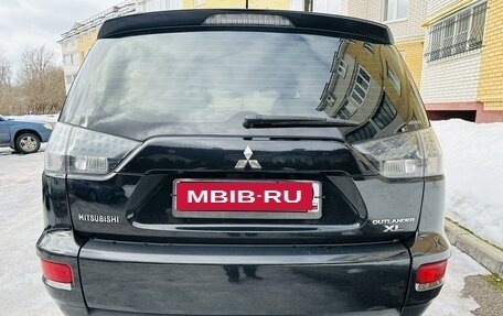 Mitsubishi Outlander III рестайлинг 3, 2011 год, 1 400 000 рублей, 5 фотография
