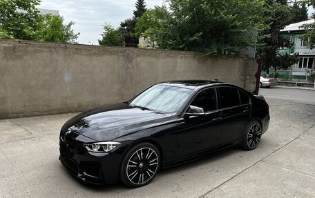 BMW 3 серия, 2017 год, 3 200 000 рублей, 2 фотография