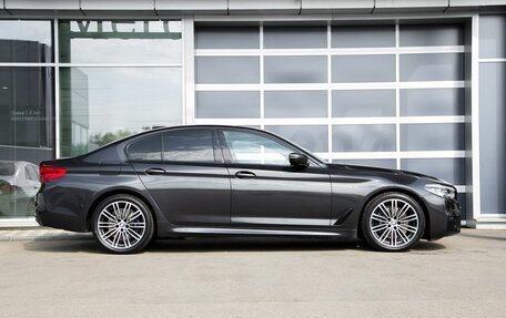 BMW 5 серия, 2019 год, 5 490 000 рублей, 3 фотография