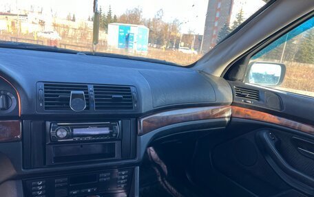 BMW 5 серия, 2001 год, 550 000 рублей, 11 фотография