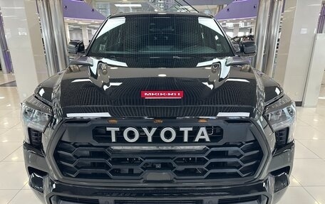 Toyota Sequoia, 2023 год, 15 199 000 рублей, 2 фотография