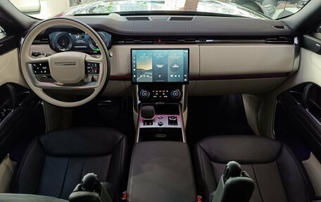 Land Rover Range Rover IV рестайлинг, 2023 год, 23 000 000 рублей, 32 фотография