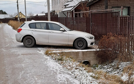 BMW 1 серия, 2017 год, 1 820 000 рублей, 6 фотография