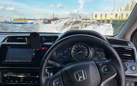 Honda Grace I, 2015 год, 1 400 000 рублей, 11 фотография