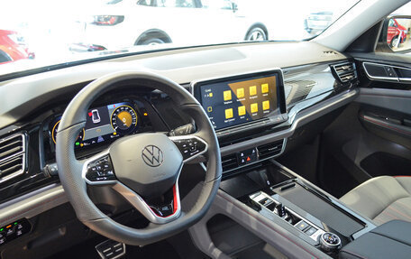 Volkswagen Teramont I, 2023 год, 7 824 000 рублей, 19 фотография